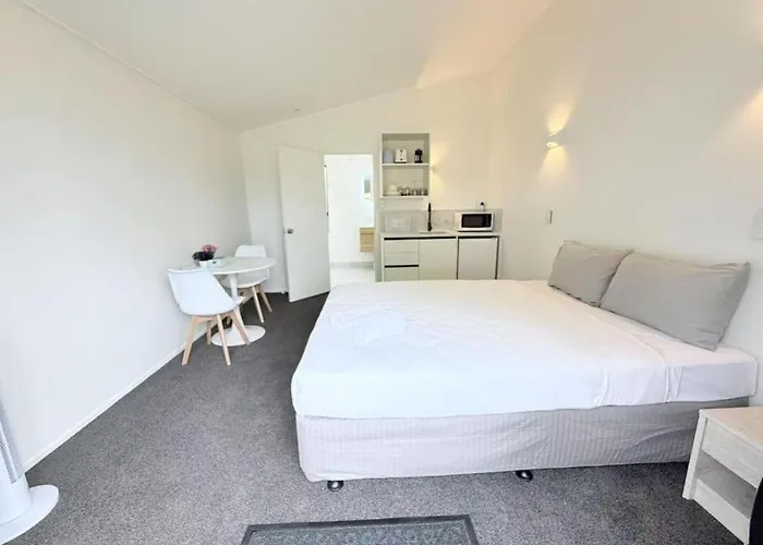Unit 1, Fenton Summer